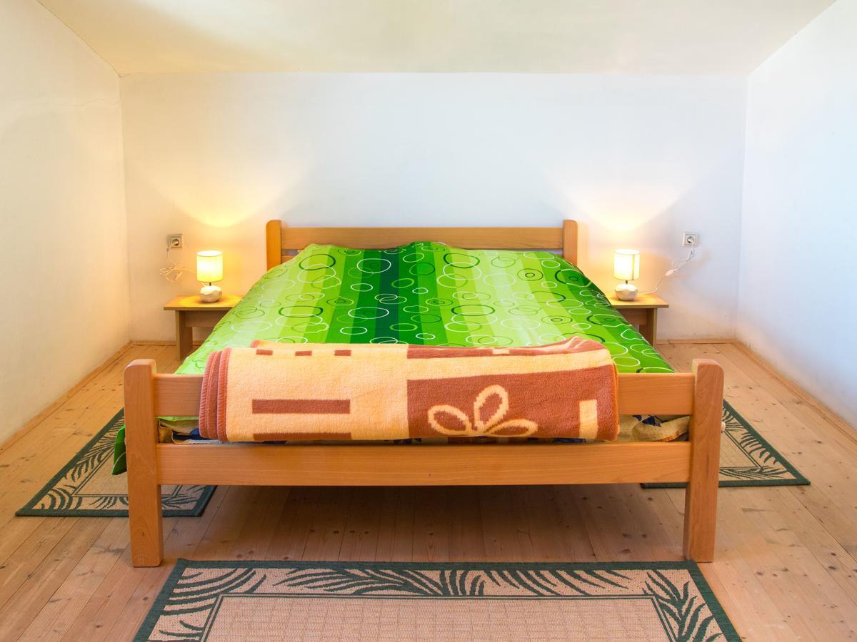 Apartment Stana โนวีวีโนดอลสกี ภายนอก รูปภาพ