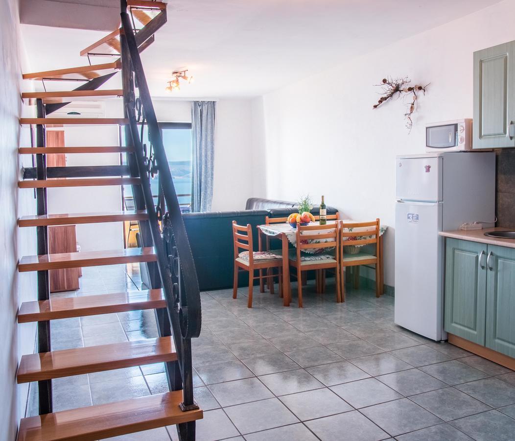 Apartment Stana โนวีวีโนดอลสกี ภายนอก รูปภาพ